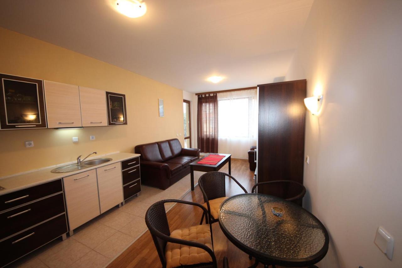 Menada Diamond Bay Apartments Sunny Beach Ngoại thất bức ảnh