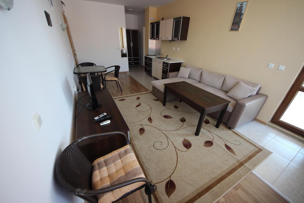Menada Diamond Bay Apartments Sunny Beach Phòng bức ảnh